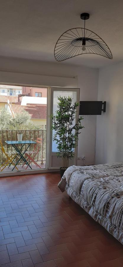 Agreable Logement Proche De La Gare Et Du Polygone Apartment Beziers Exterior photo